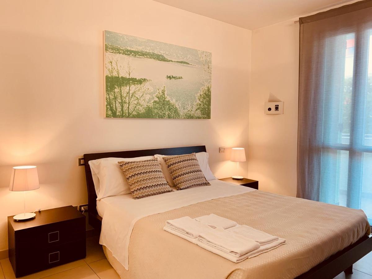 Residence Del Lago Desenzano del Garda Buitenkant foto