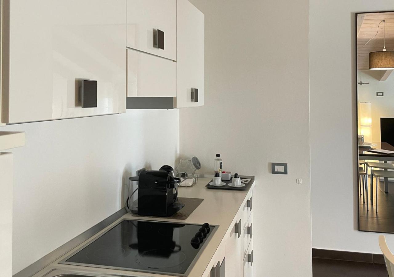 Residence Del Lago Desenzano del Garda Buitenkant foto