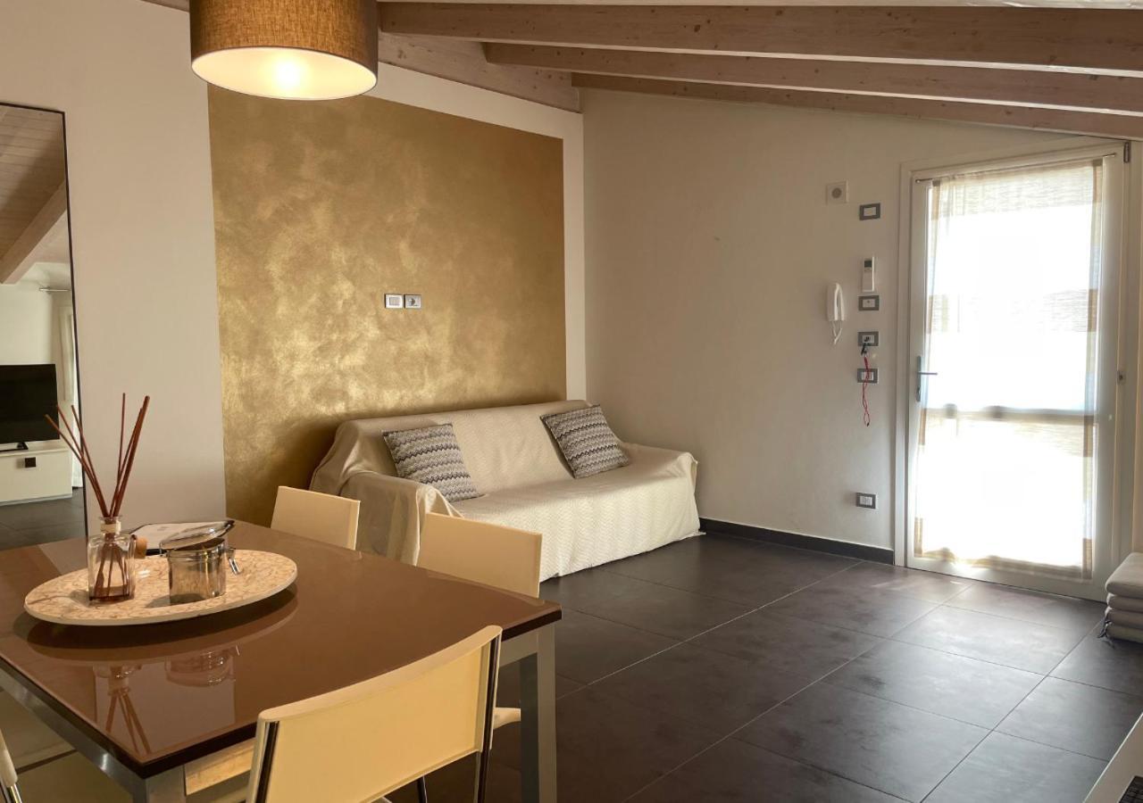 Residence Del Lago Desenzano del Garda Buitenkant foto