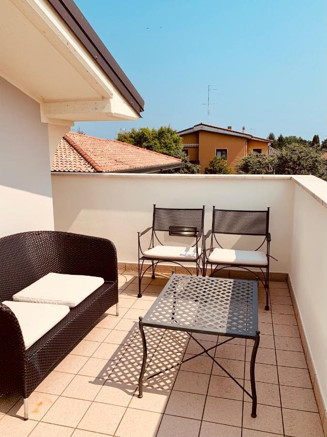 Residence Del Lago Desenzano del Garda Buitenkant foto