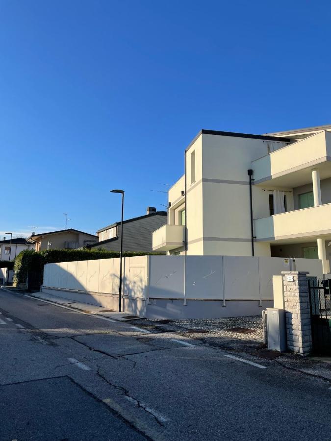 Residence Del Lago Desenzano del Garda Buitenkant foto