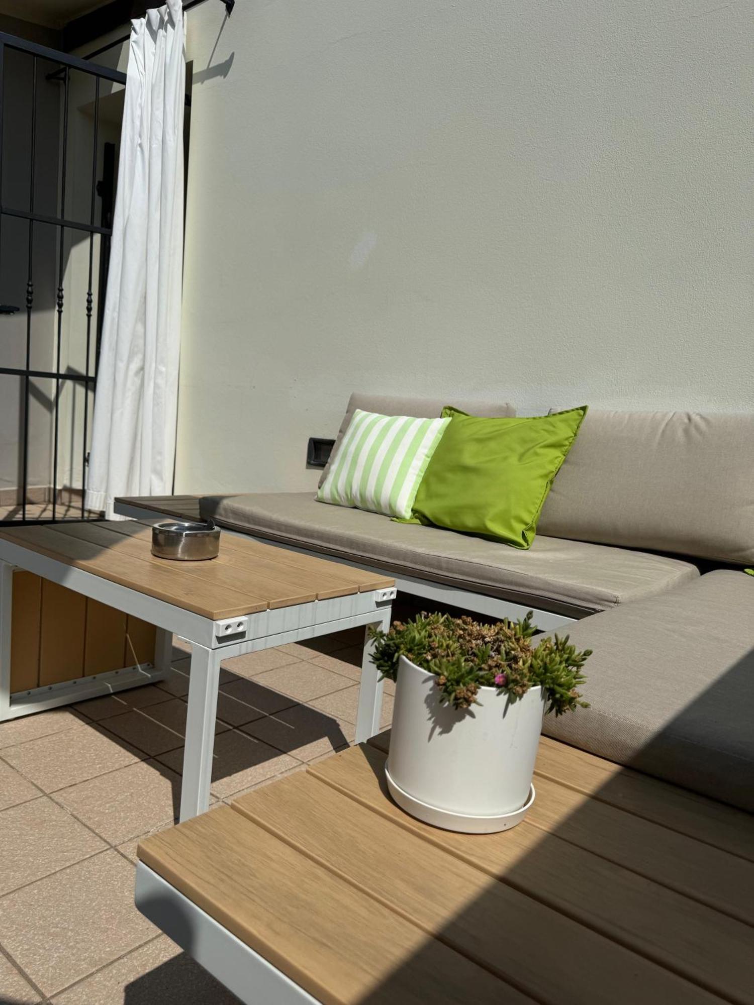 Residence Del Lago Desenzano del Garda Buitenkant foto